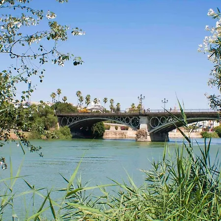 Triana Alfareria By Valcambre
